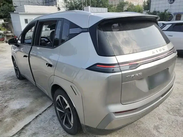 GAC Aion Y — Фото автомобиля 4