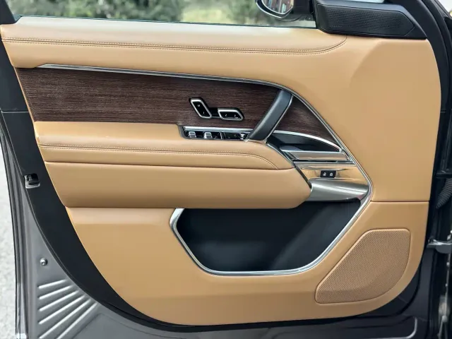 Land Rover Range Rover — Фото автомобиля 23