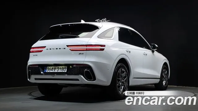 Genesis GV70 2.5T Бензин AWD — Фото автомобиля 2