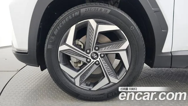 Hyundai Tucson Tucson (NX4) Бензин 1.6 турбо 2WD — Фото автомобиля 5
