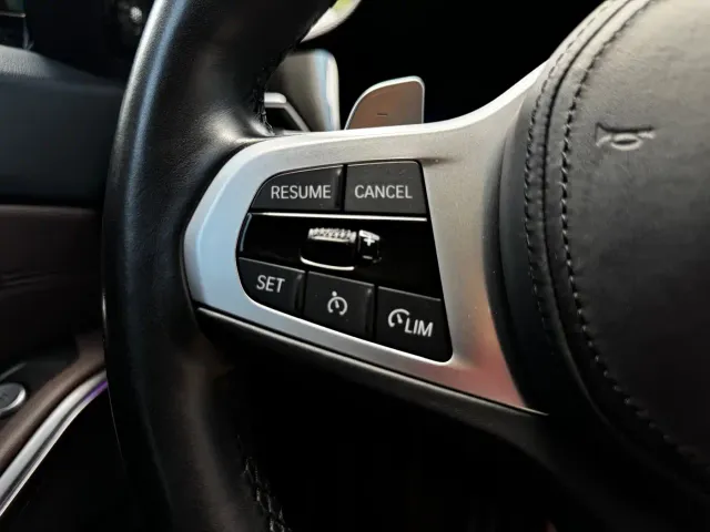 BMW 3 Series — Фото автомобиля 8
