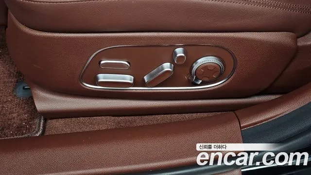 Genesis G90 RS4 — Фото автомобиля 16