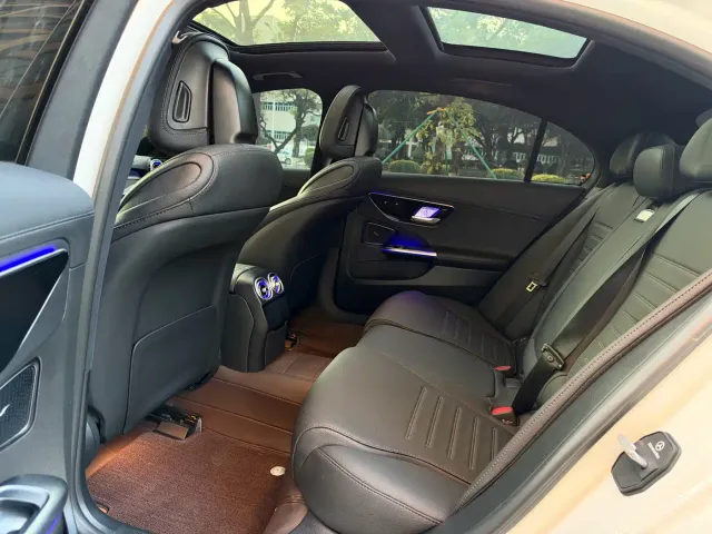 Mercedes-Benz C-Class — Фото автомобиля 8