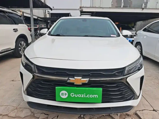 Chevrolet Monza — Фото автомобиля 2
