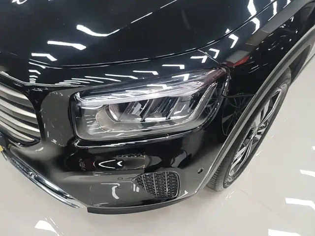 Mercedes-Benz GLB-Class — Фото автомобиля 23
