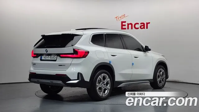 BMW X1 U11 — Фото автомобиля 2