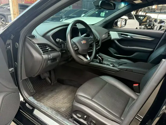 Cadillac CT5 — Фото автомобиля 4