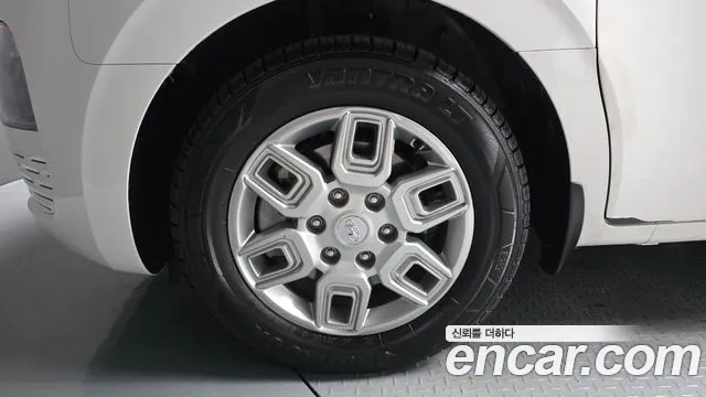 Hyundai Staria — Фото автомобиля 5