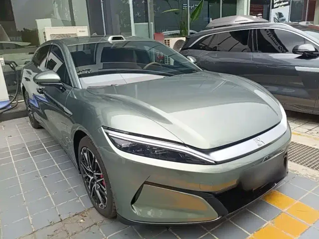 BYD Han L — Фото автомобиля 3