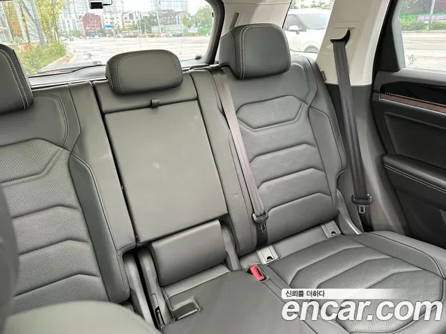 Volkswagen Touareg Touareg 3 поколение 3.0 TDI Prestige — Фото автомобиля 4