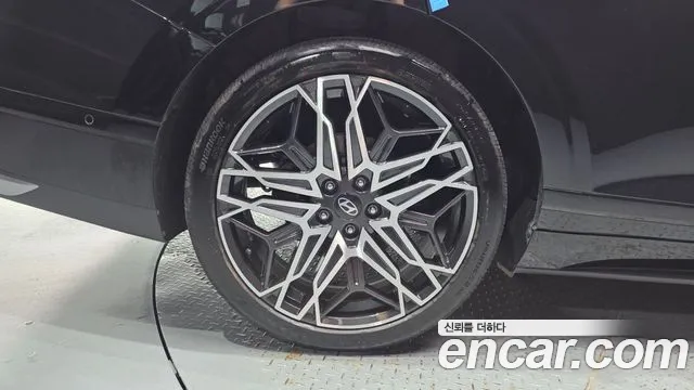 Hyundai Grandeur GN7 — Фото автомобиля 5