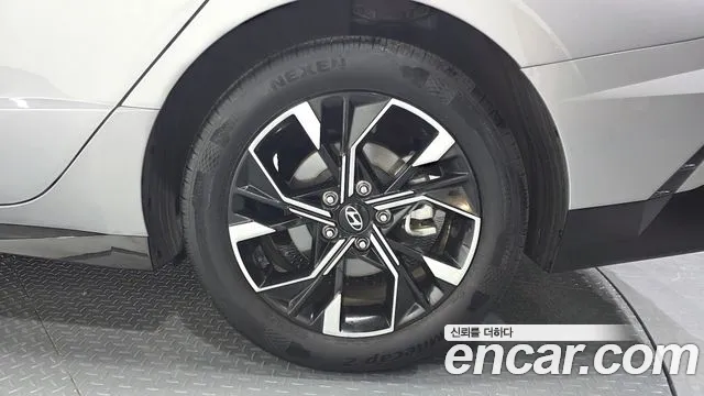 Hyundai Sonata Sonata Edge(DN8) 2.0 LPG(Коммерческий) — Фото автомобиля 19