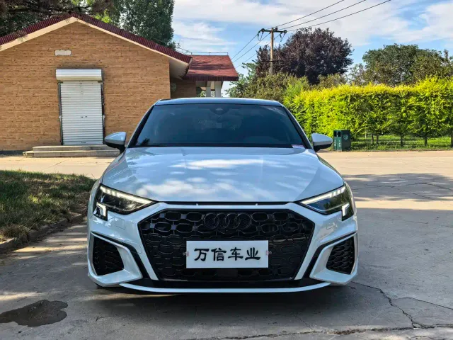 Фотография автомобиля — Audi A3