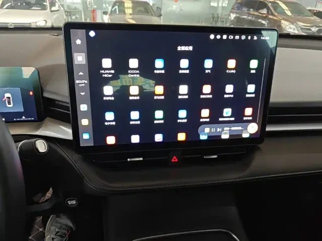 Haval H6 — Фото автомобиля 12
