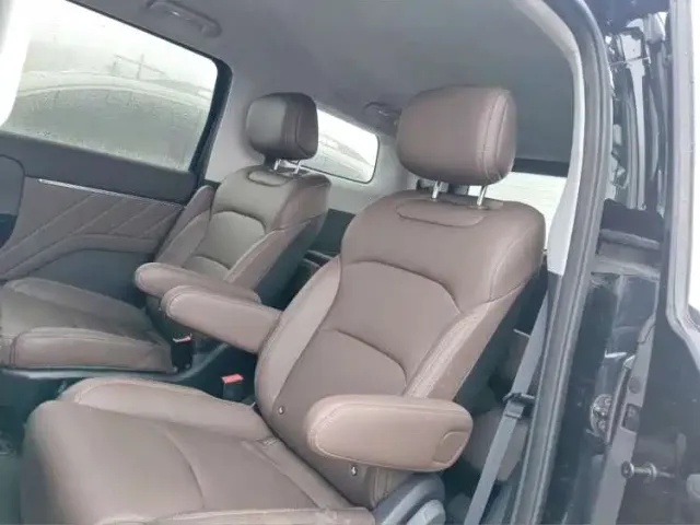 Wuling Starlight 730 — Фото автомобиля 4