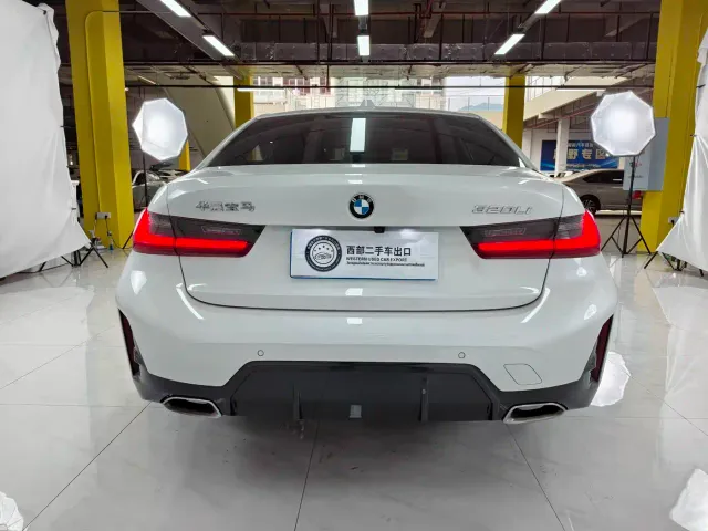 BMW 3 Series — Фото автомобиля 7