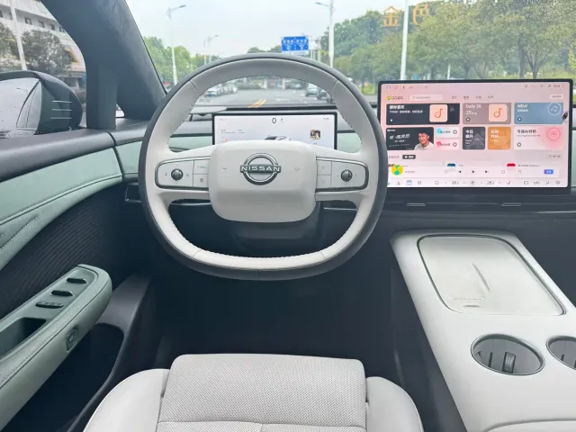Nissan N7 — Фото автомобиля 10