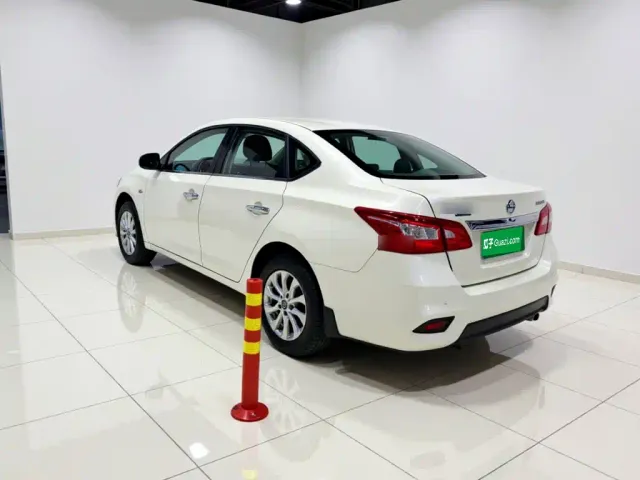 Nissan Sylphy — Фото автомобиля 4