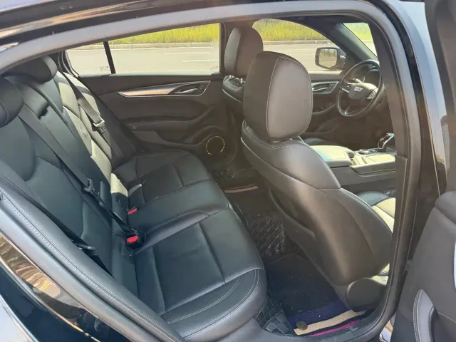 Cadillac CT5 — Фото автомобиля 21