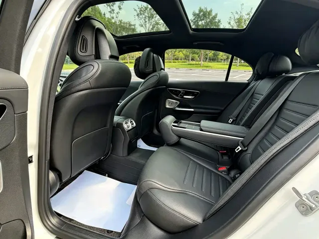 Mercedes-Benz C-Class — Фото автомобиля 9