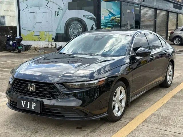 Фотография автомобиля — Honda Accord