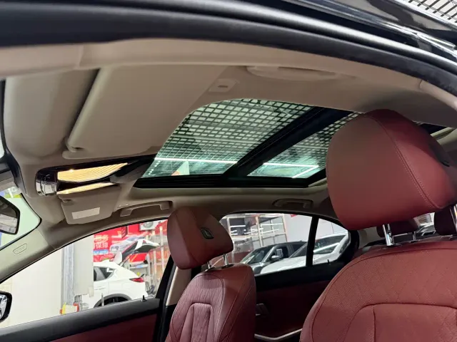 BMW 3 Series — Фото автомобиля 20