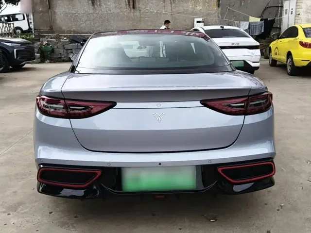 Hozon Neta GT — Фото автомобиля 5