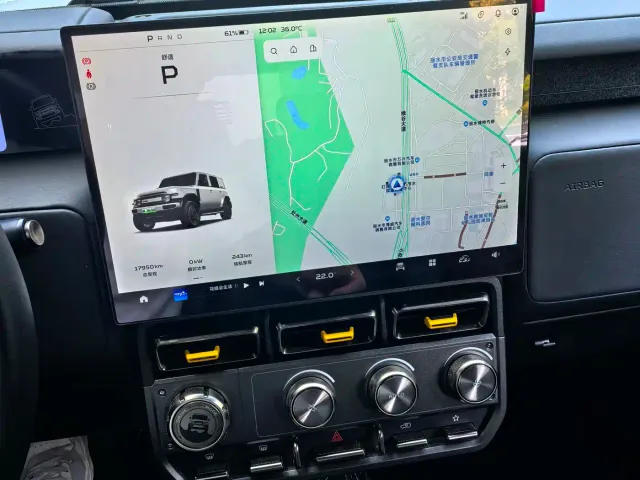 iCAR V23 — Фото автомобиля 8