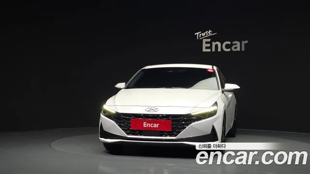 Hyundai Avante CN7 — Фото автомобиля 3