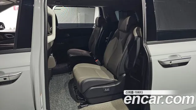 Kia Carnival 4th Gen — Фото автомобиля 17