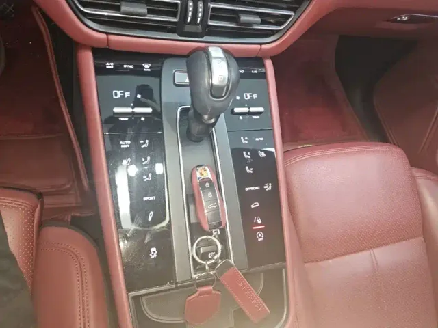 Porsche Macan — Фото автомобиля 13