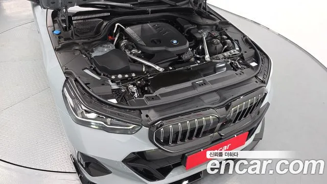 BMW 5-Series 5 серия (G60) 523d xDrive M Sport — Фото автомобиля 6