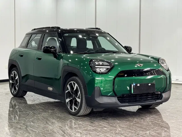 MINI Electric MINI ACEMAN — Фото автомобиля 3