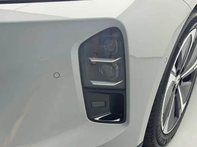Nio ET5 Touring — Фото автомобиля 14
