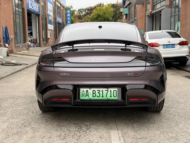 Xiaomi SU7 — Фото автомобиля 10