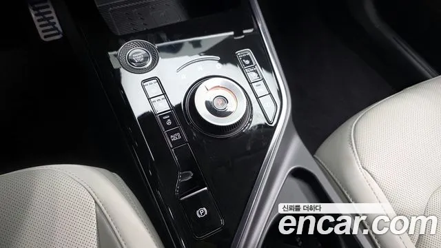 Kia Niro The All New Niro Signature — Фото автомобиля 9