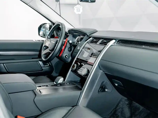Land Rover Discovery — Фото автомобиля 19