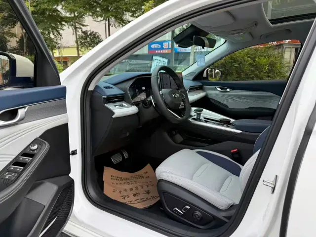 Geely Xingrui — Фото автомобиля 8