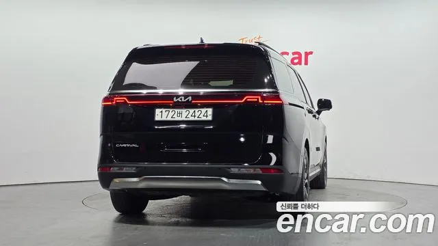 Kia Canival Carnival 4 поколение Дизель 9 мест Signature — Фото автомобиля 4