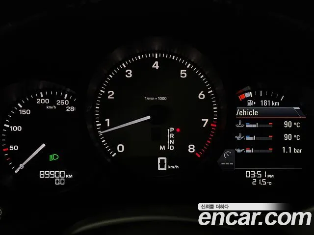 Porsche Macan — Фото автомобиля 12