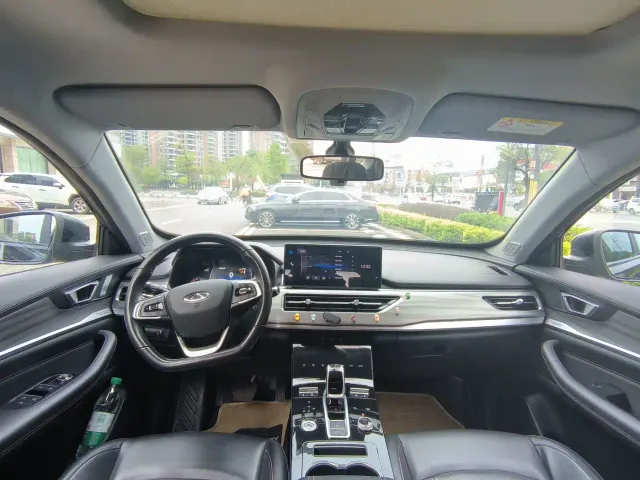 Chery Tiggo 8 — Фото автомобиля 6
