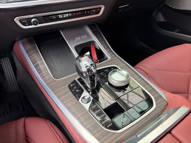 BMW X5 — Фото автомобиля 16
