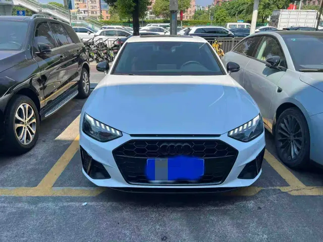 Audi A4L — Фото автомобиля 2