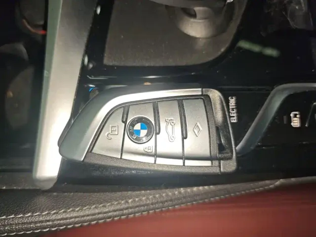 BMW 5 Series — Фото автомобиля 8