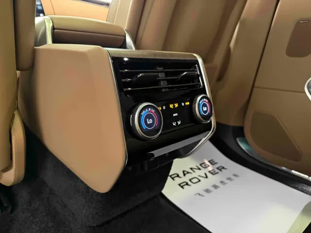 Land Rover Range Rover — Фото автомобиля 17