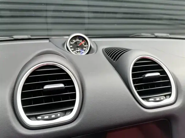 Porsche 718 — Фото автомобиля 17