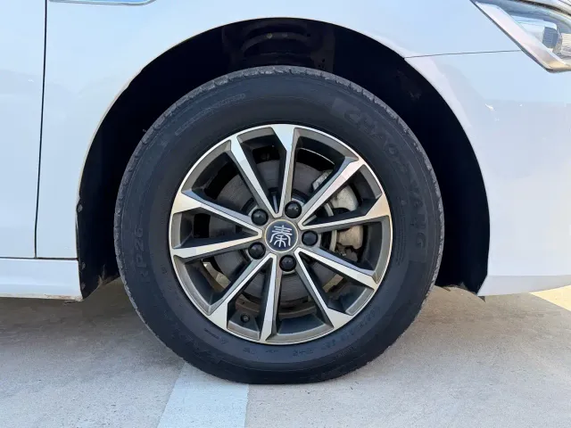 BYD Qin PLUS — Фото автомобиля 18