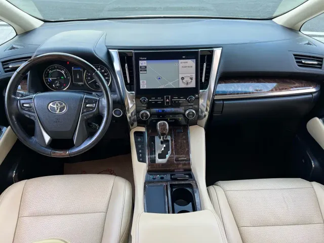 Toyota Alphard 2021 Hybrid 2.5L Luxury — Фото автомобиля 9
