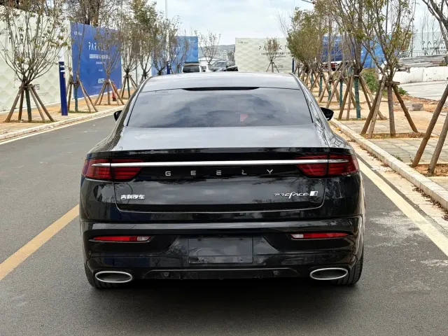 Geely Xingrui — Фото автомобиля 10