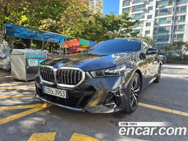 Фотография автомобиля — BMW 5 Series